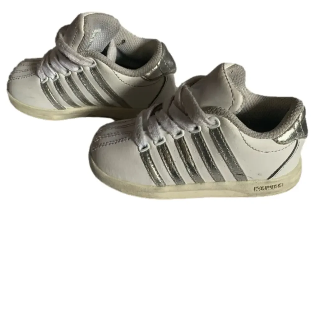 K-Swiss White Shoes Silver Accents Size 6.5